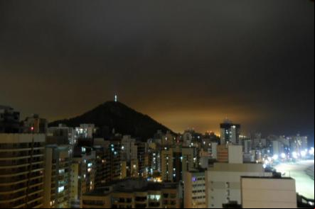 Vista noturna da regi