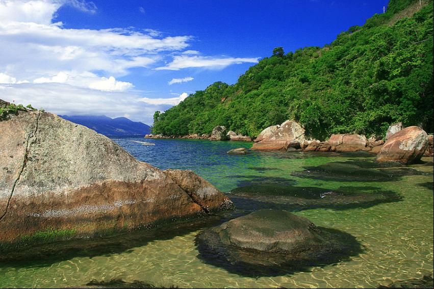 Ilha Grande - (Praia da Feiticeira) Angra-Rj - Foto: Valdiney Pimenta - (Licen