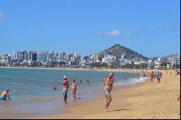 Praia de Camburi - Foto: Viviane Machado