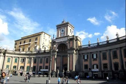 Vista da Piazza dante de Napoles - Foto: Armando Mancini (Licença-cc-by-sa-2.0)