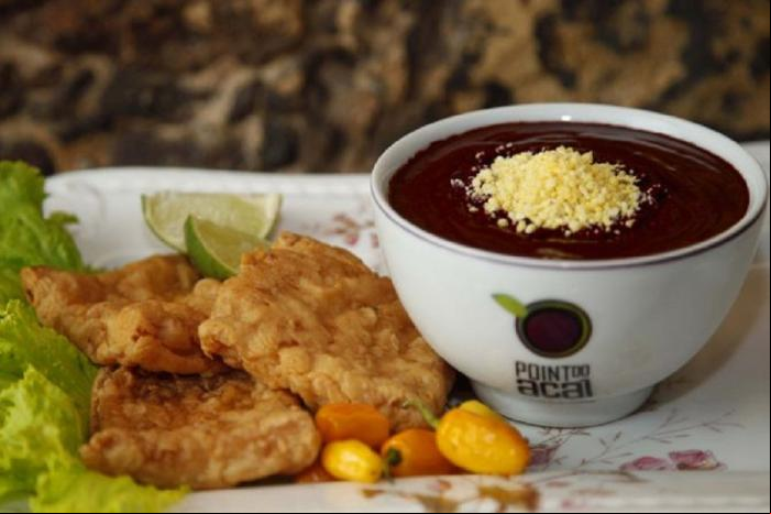 Peixe frito com Aca