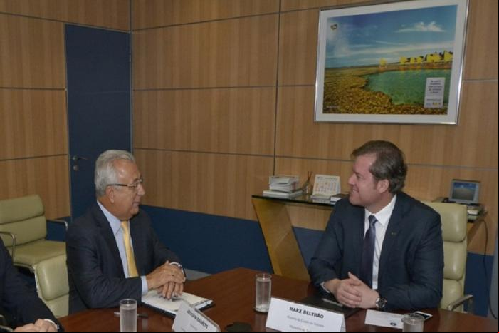 Governador Jackson Barreto com o Ministro do Turismo Marx Beltro - Foto: Gustavo Messina